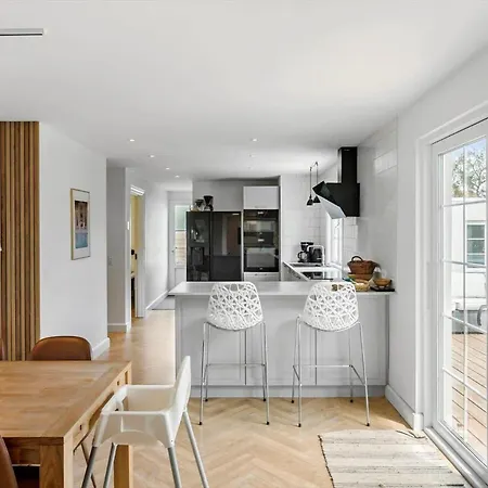 M327-vaeggerlose-ornevej-2 Bøtø By