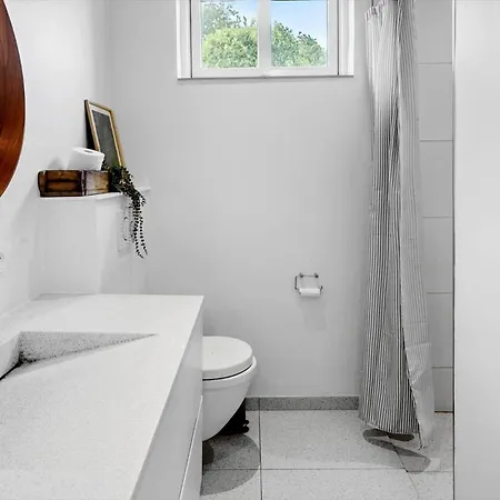 M327-vaeggerlose-ornevej-2 بيت للعطل *