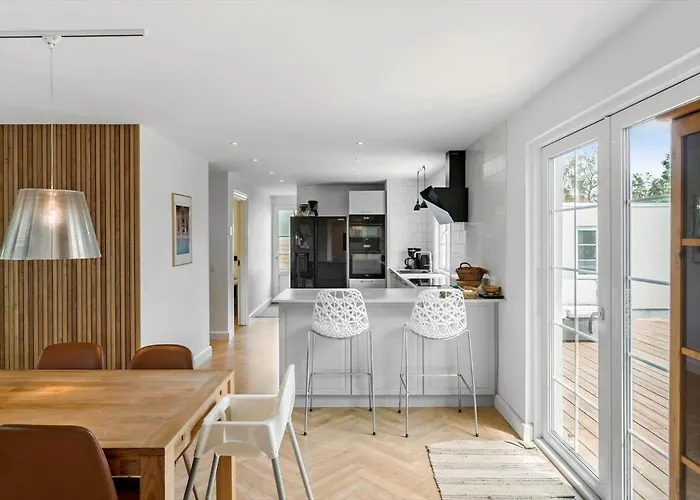 M327-vaeggerlose-ornevej-2 Bøtø By