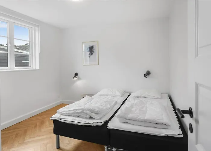 M327-vaeggerlose-ornevej-2 Bøtø By